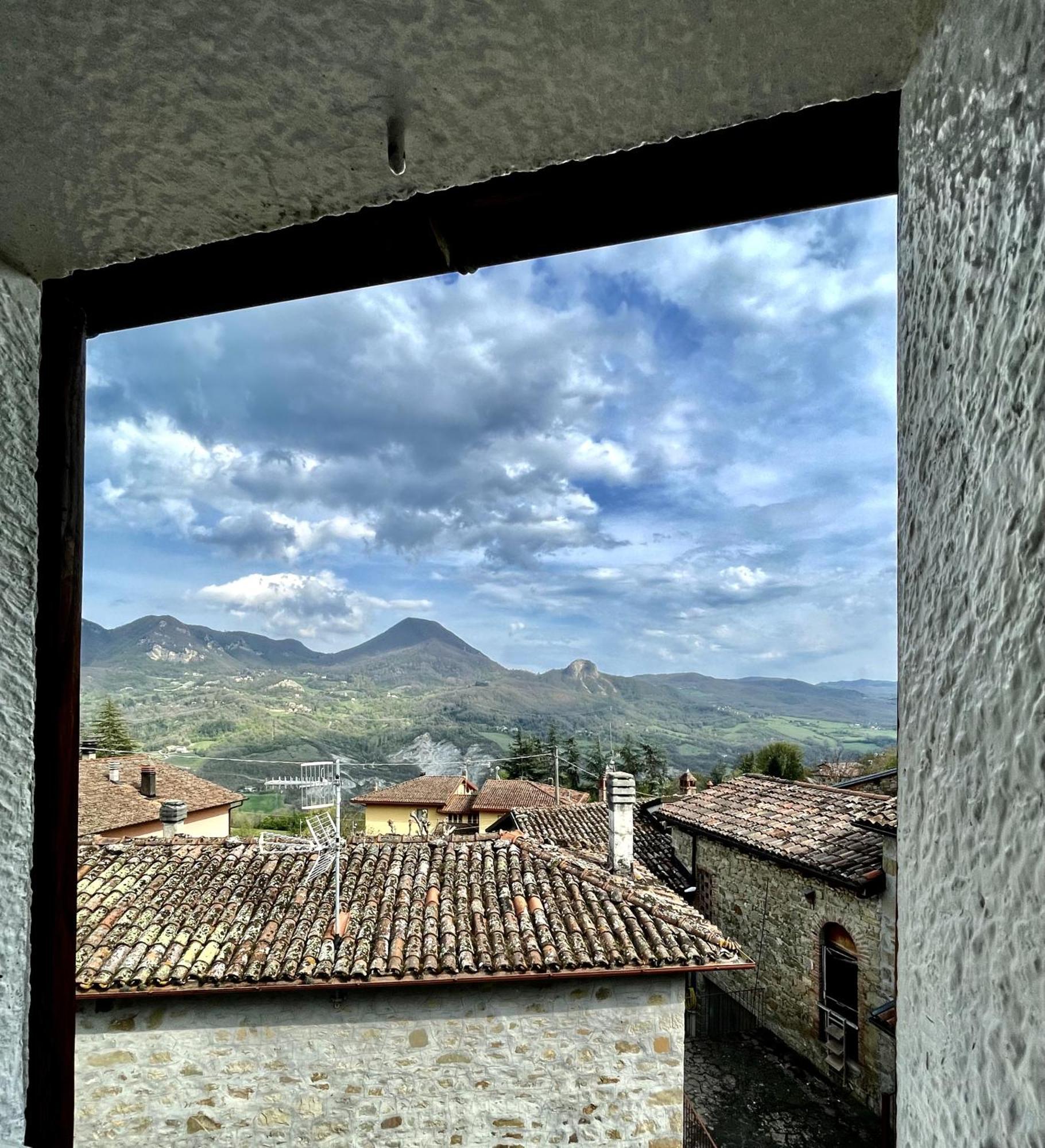 Mazzetti Country House-Vita In Campagna Con Giardino Vimignano-Chiesa Exterior photo